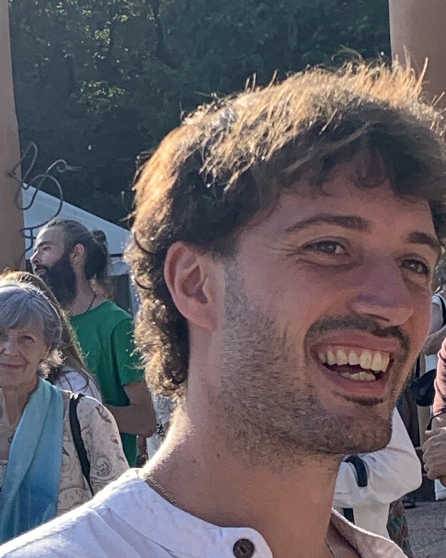 Alekos a un incontro del corso